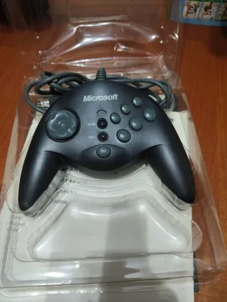Microsoft SideWinder Game Pad