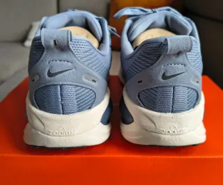 Zapatillas Nike Vomero 18 Azul Talla 40 Running