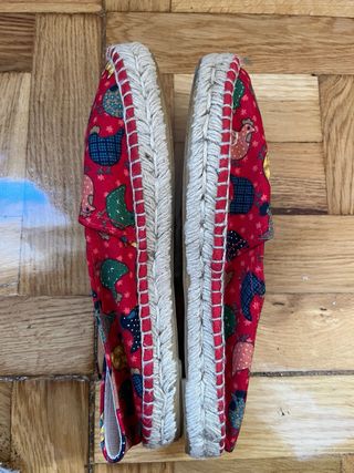 Alpargatas mujer estampado gallinas