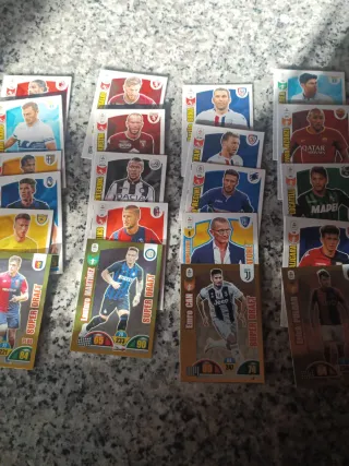 Set 36 carte Adrenalyn