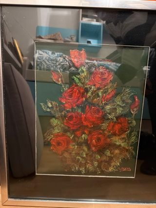 Bodegón de rosas rojas