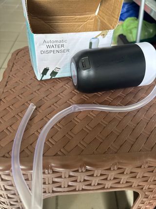 Dispenser Acqua Automatico USB