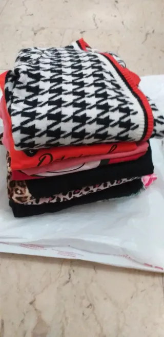 Mistery Box 10 capi abbigliamento 8/9 anni