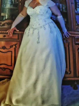 Abito da sposa modello gioiello