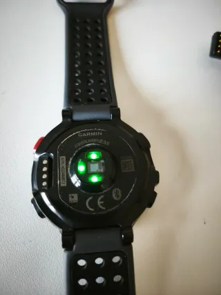 Reloj Garmin Forerunner 235 Negro