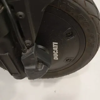 Ducati Pro Evo 2 - Patinete Eléctrico