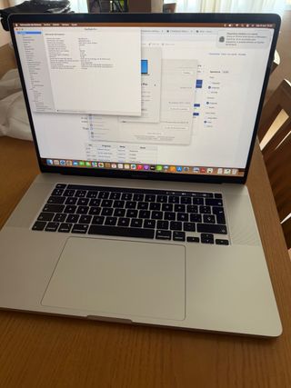 MacBook Pro 16 2019 Intel i7 16GB RAM