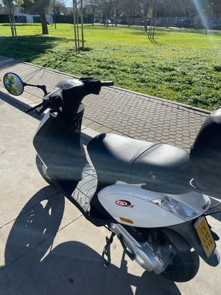 Piaggio Zip
