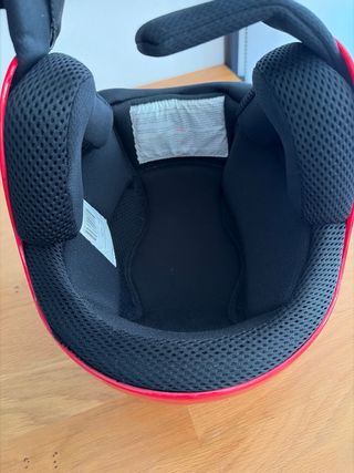 Casco de esquí rojo Brugi