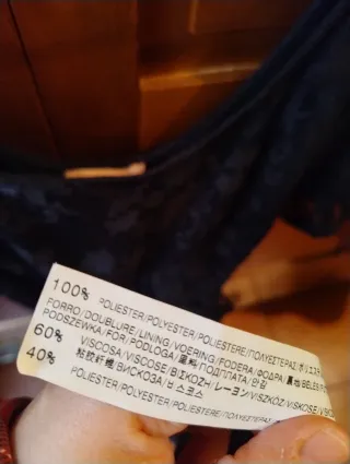 Vestido encaje Bershka negro