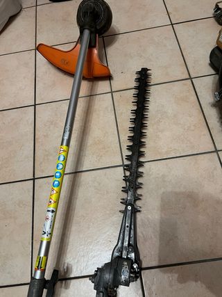 Decespugliatore STIHL KM 130 R + accessorio