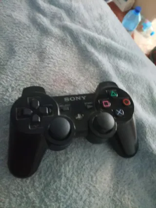 Mando PS3 Sony Negro. Canvio por algo q me interes
