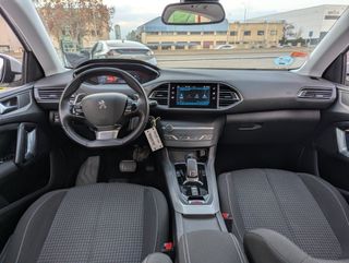 Peugeot 308 1.5BlueHdi 130Auto EAT8 Garantía Incl