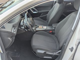 Peugeot 308 1.5BlueHdi 130Auto EAT8 Garantía Incl