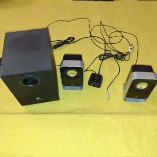 Altavoces Logitech PC