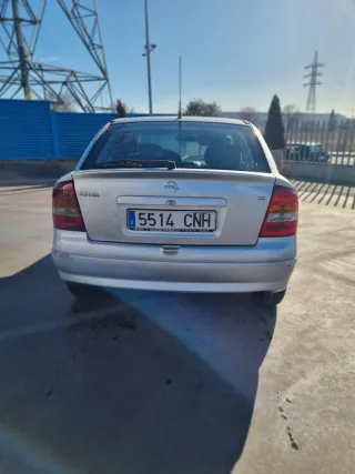 Opel Astra 2003