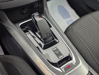 Peugeot 308 EAT8 1.5Bluehdi 130 Garantía e IVA Inc