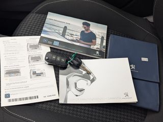 Peugeot 308 EAT8 1.5Bluehdi 130 Garantía e IVA Inc