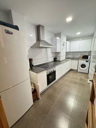 Alquiler de habitacion con baño privado y terraza