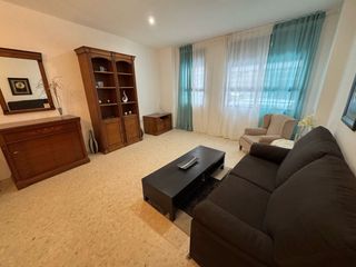 Alquiler de habitacion con baño privado y terraza