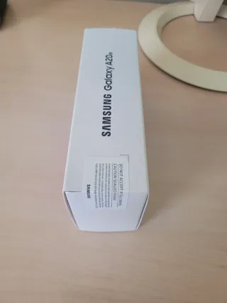 Samsung Galaxy A20e Nuevo