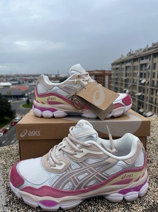 ASICS GEL NYC ROSAS TALLA 40