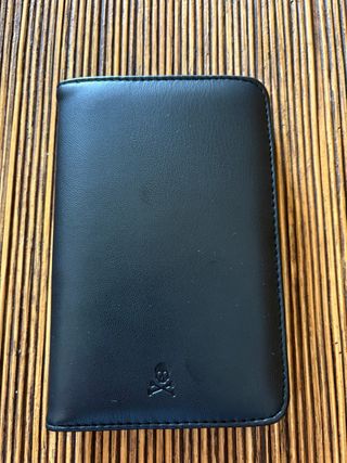 Cartera de hombre negra scalpers