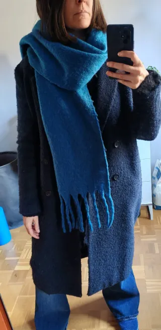 Bufanda grande azul. Comprada temporada pasada