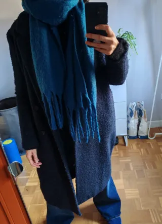 Bufanda grande azul. Comprada temporada pasada