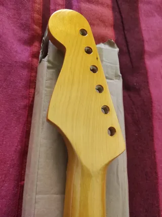 Mástil Stratocaster Nuevo Lacado