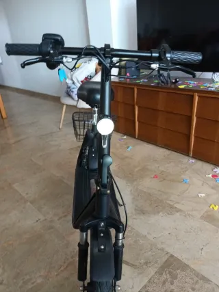 Patinete Bogist con asiento