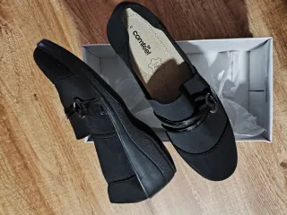 Zapatos Comfeet elástico negro talla 41 s/etiqueta