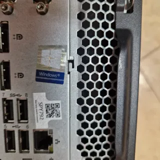 Lenovo ThinkCentre M710s SFF – i5-7500 • 16 GB RAM