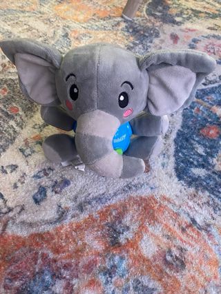 Peluche Elefante Musical con Luces