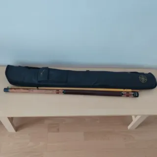 Taco y flecha de billar con funda