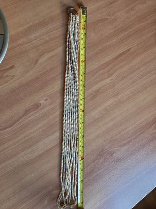 Collar de perlas pequeñas