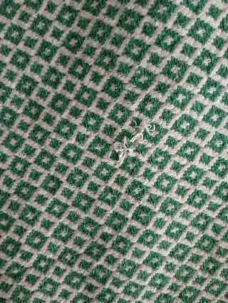 Colcha vintage verde y blanca