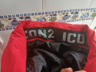 Chaqueta Roja Acolchada ICON2