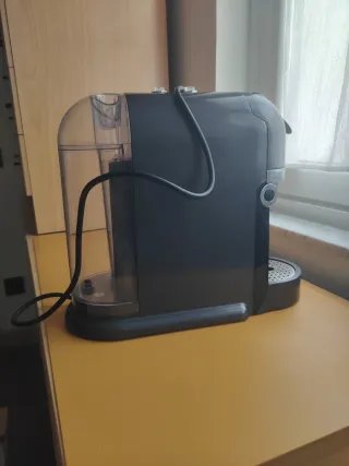 Cafetera Cápsulas DIGRATO Negra