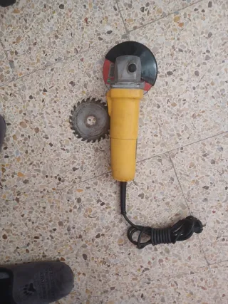 Radial Dewalt Piquino