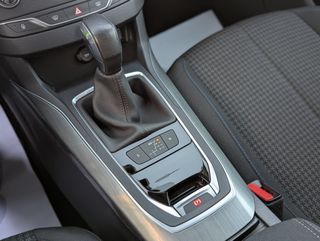 Peugeot 308 EAT 1.5BlueHdi 130Cv Automático IVA In