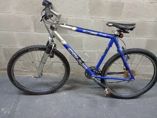 Bicicleta de montaña azul CONGO