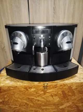 Cafetera Nespresso Gemini CS 220 Pro