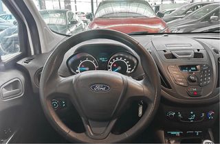 Ford E-Transit Courier 2018