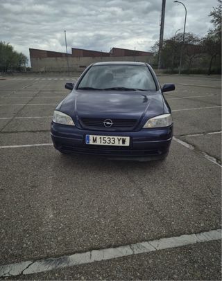 Opel Astra g 2000 CAMBIO POR MOTO