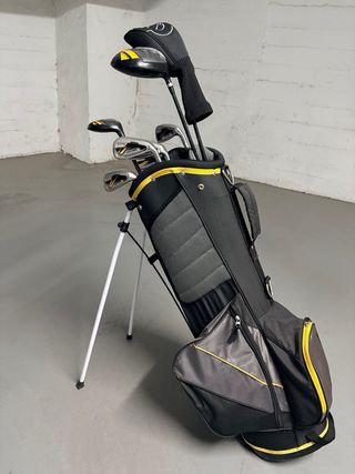 Bolsa de golf Wilson con palos