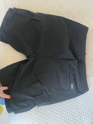 Pantalón Cargo Corto Hombre Negro