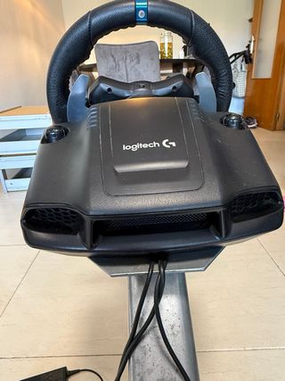 Volante Logitech G29 + Silla Playseats PS4/PS5