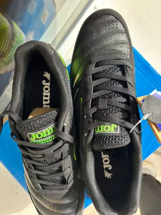 Zapatillas Fútbol Joma Negras y Verdes