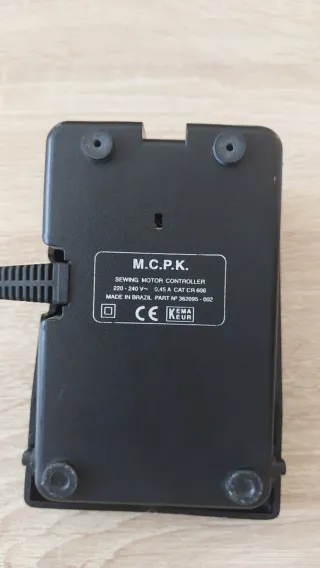 Pedal para máquina de coser Singer
